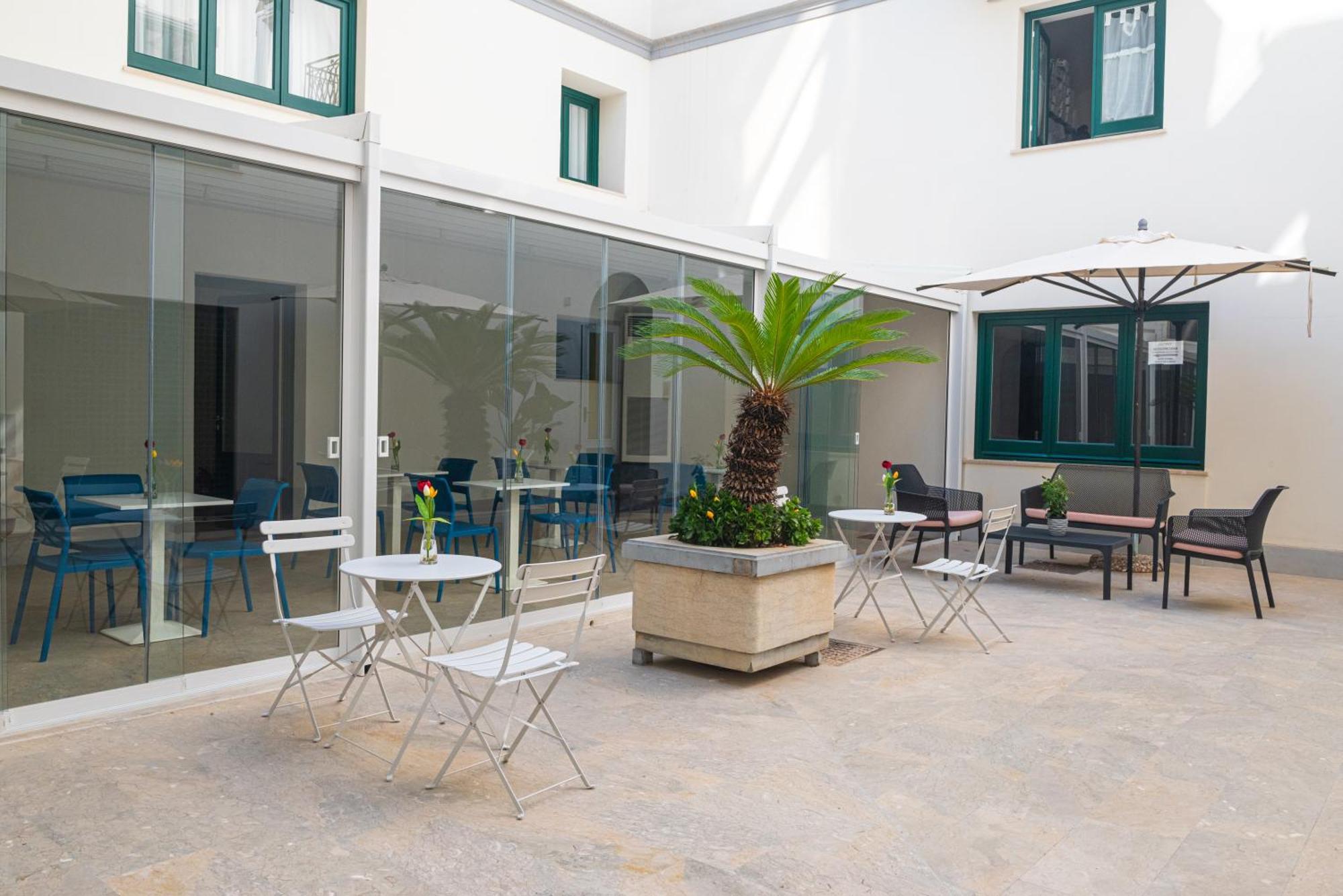 Historico Loft & Rooms Palazzo Adragna XIX Trapani Exteriör bild