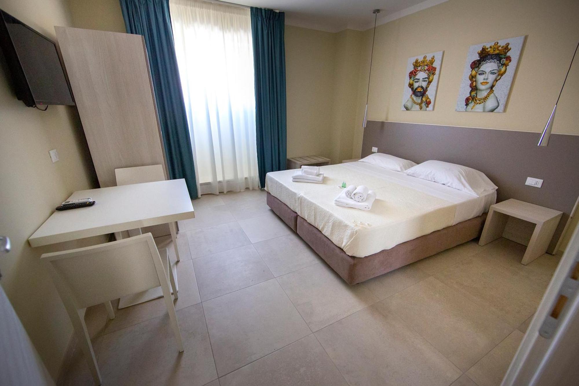 Historico Loft & Rooms Palazzo Adragna XIX Trapani Exteriör bild
